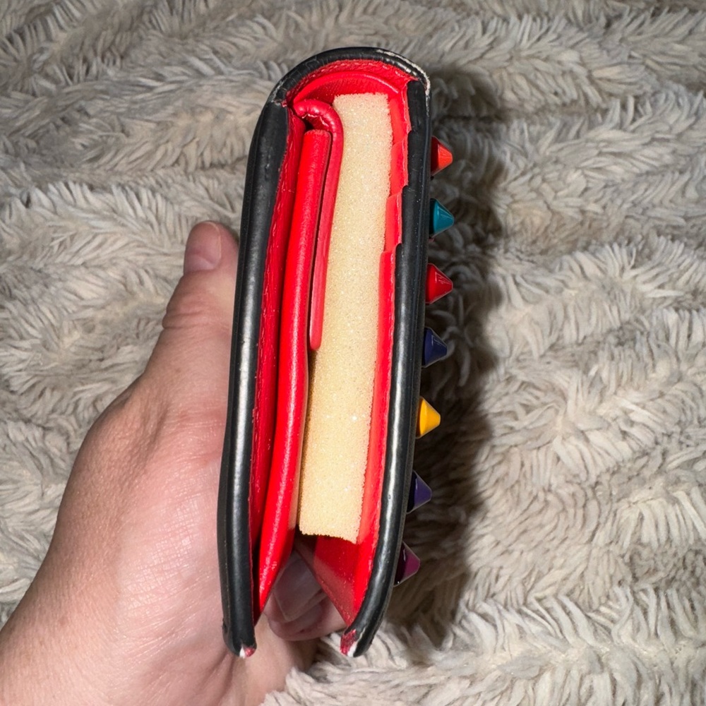 Authentic Christian Louboutin wallet - Picture 4 of 12
